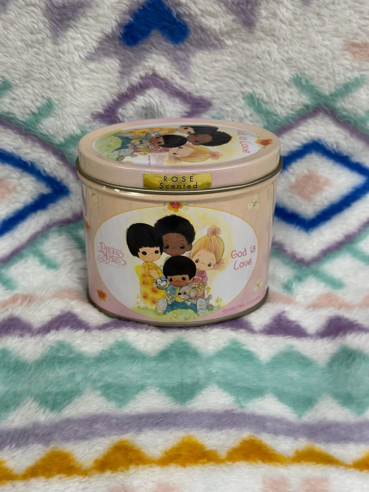 Vintage Precious Moments 1998 God Is Love Oval Candle - Thumbnail 3