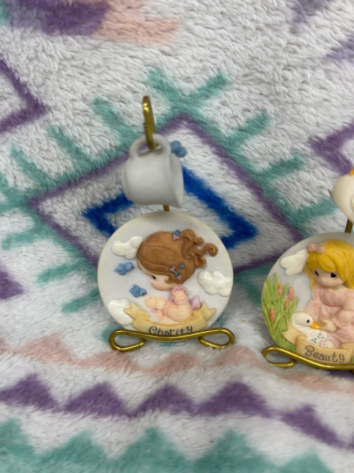 Set of 5 Vintage Precious Moments Mini Collectors Plates with Mugs - Thumbnail 2