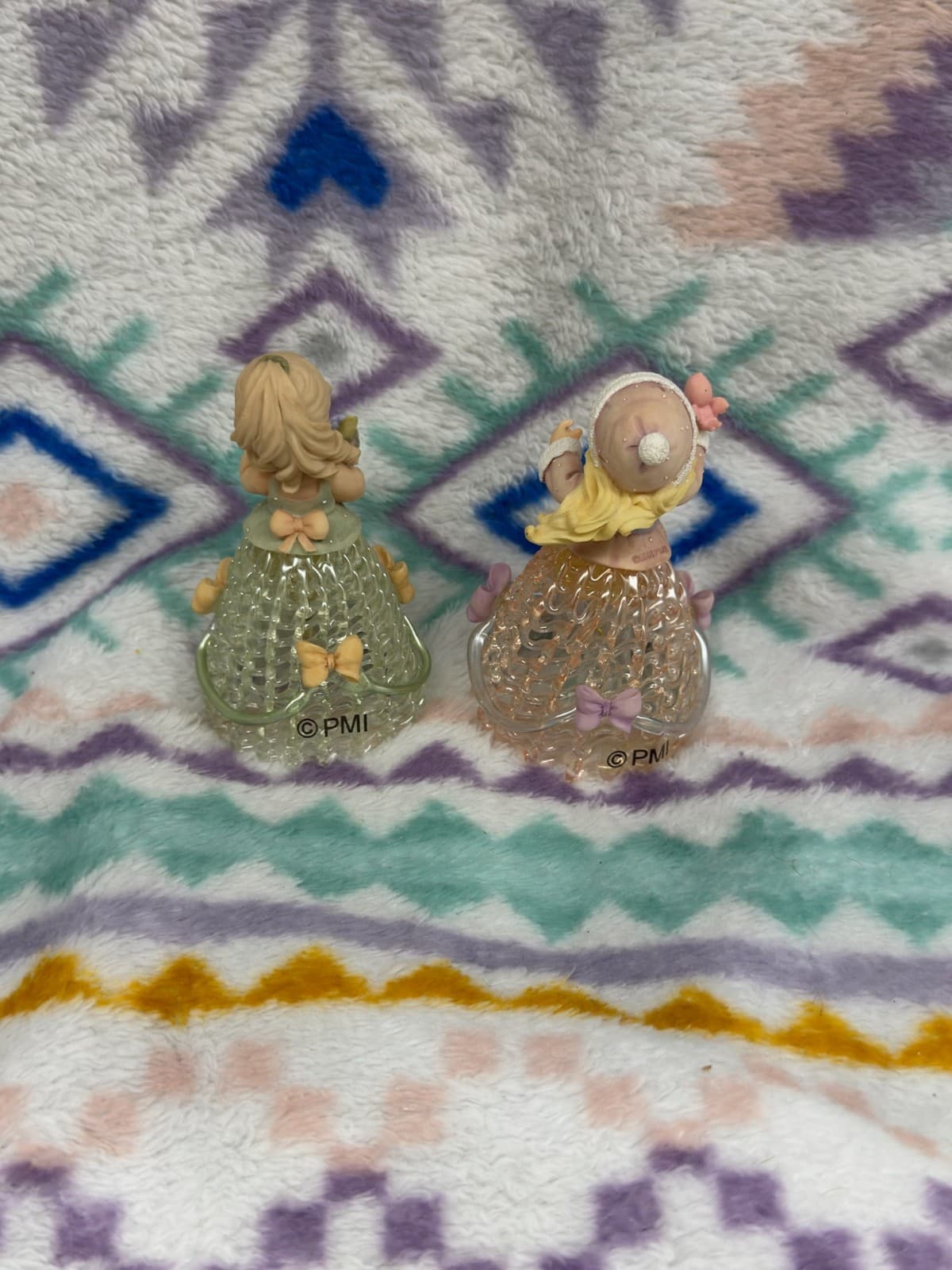 Precious Moments 2001 Four Seasons Belles Winter & Summer Belle 104553 104552 - Thumbnail 3