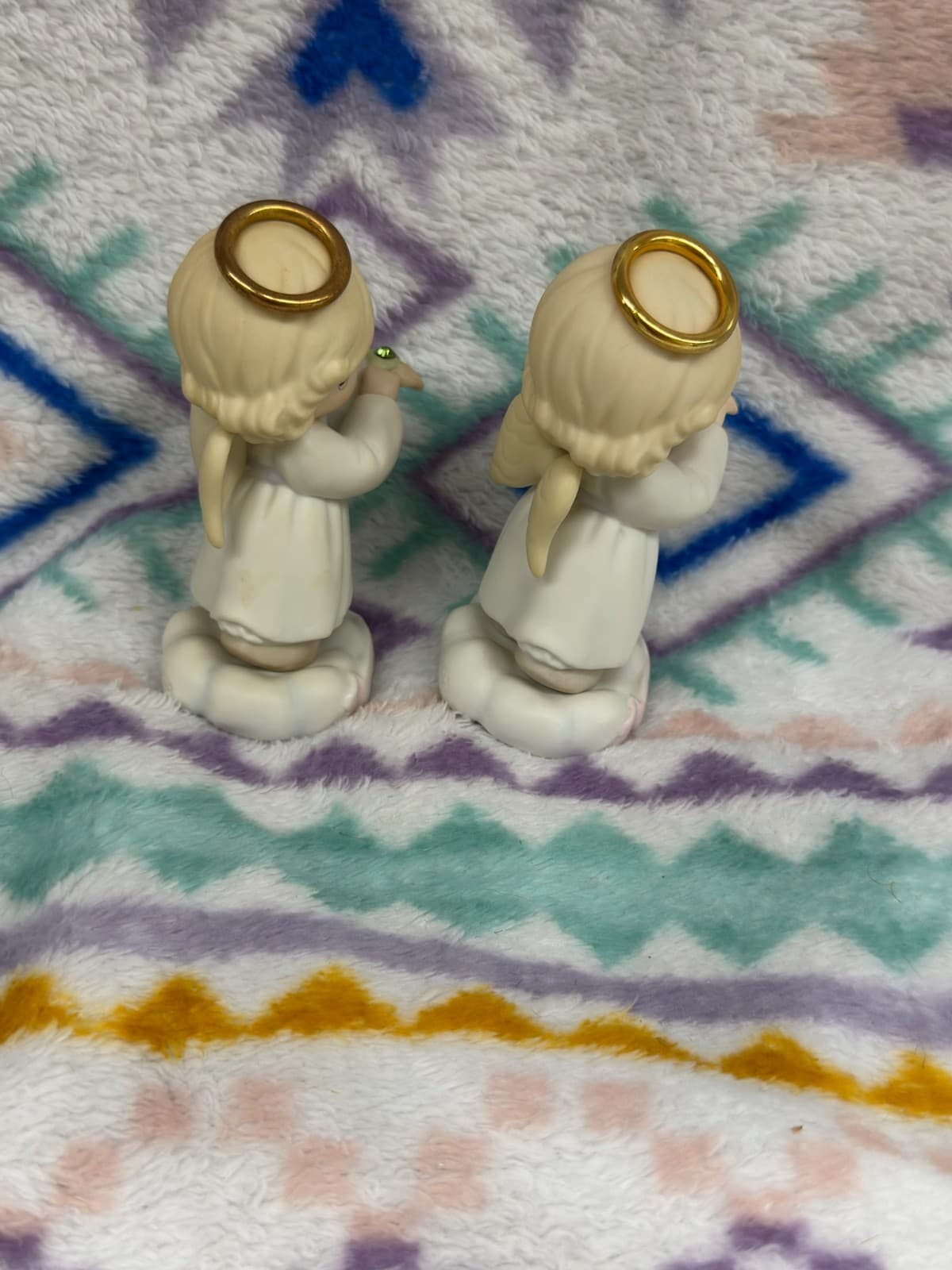 2 Precious Moments August Birthstone Angel Figurine 261319 - Thumbnail 4
