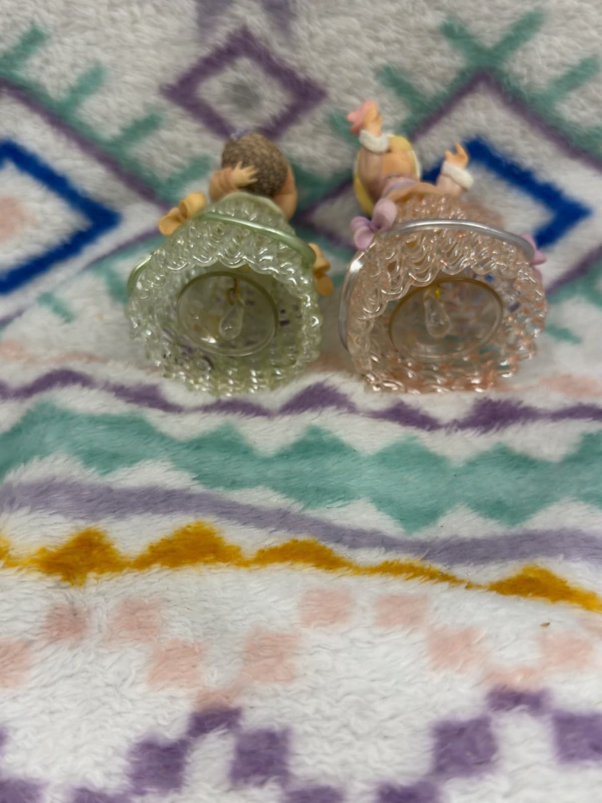 Precious Moments 2001 Four Seasons Belles Winter & Summer Belle 104553 104552 - Thumbnail 5