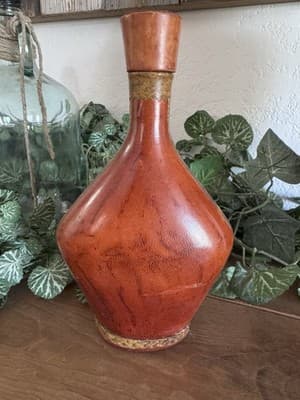 Vintage Italian Leather Wrapped Decanter Bottle With Stopper Made In Italy - Thumbnail 3