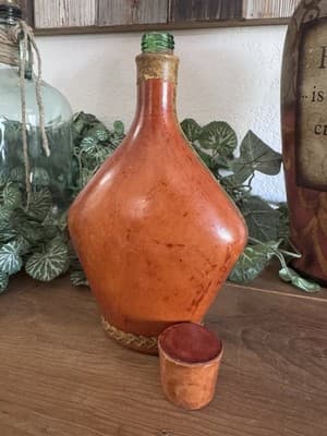 Vintage Italian Leather Wrapped Decanter Bottle With Stopper Made In Italy - Thumbnail 13