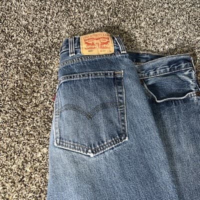Levis 550 Jeans Mens Relaxed Fit Straight Leg Medium Blue Denim Size 40x32
