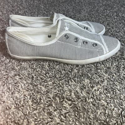 Converse All Star Black And White Striped Low Top No Laces Slip On Women's 6.5 - Thumbnail 3