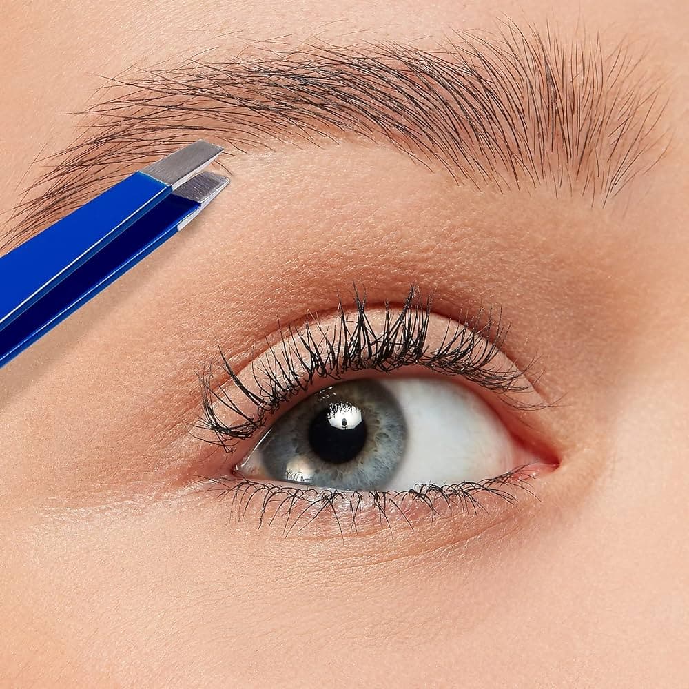 $10MSRP Eyeko Tweeze It Tweezers - Thumbnail 5