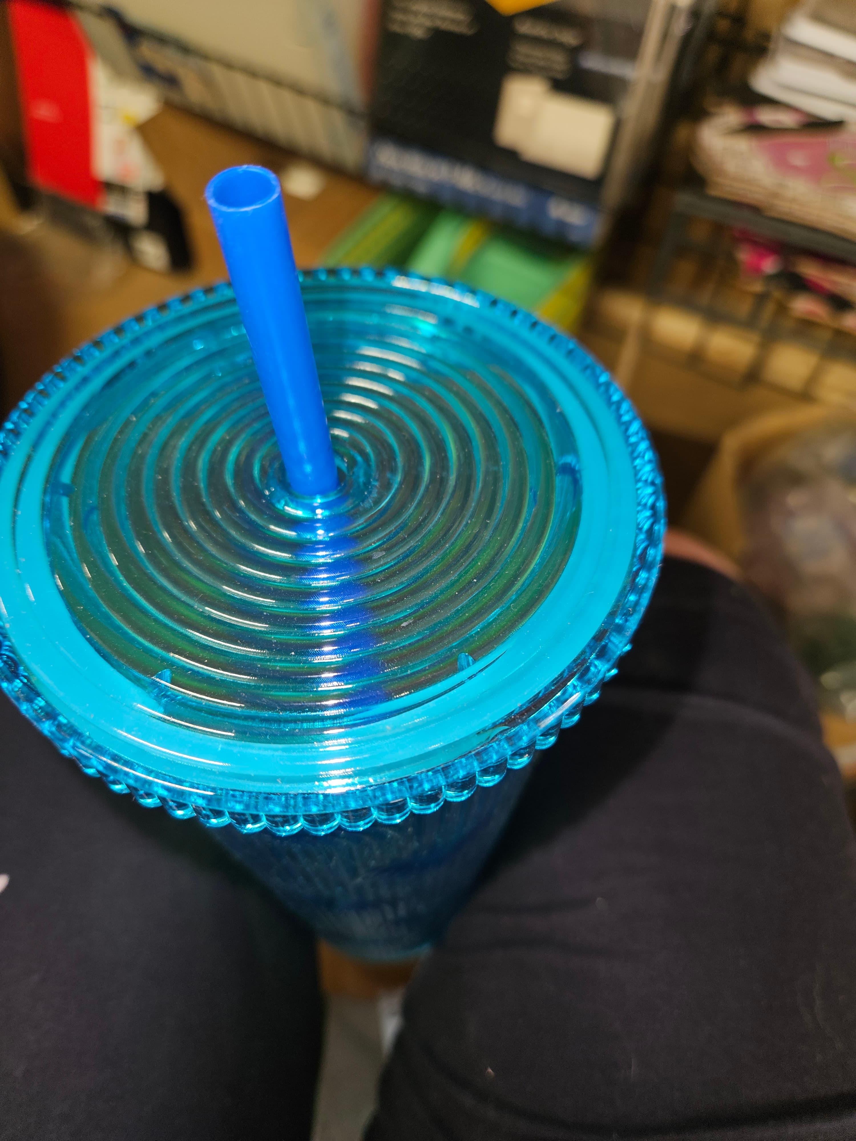 Iridescent rainbow tumbler - Thumbnail 2