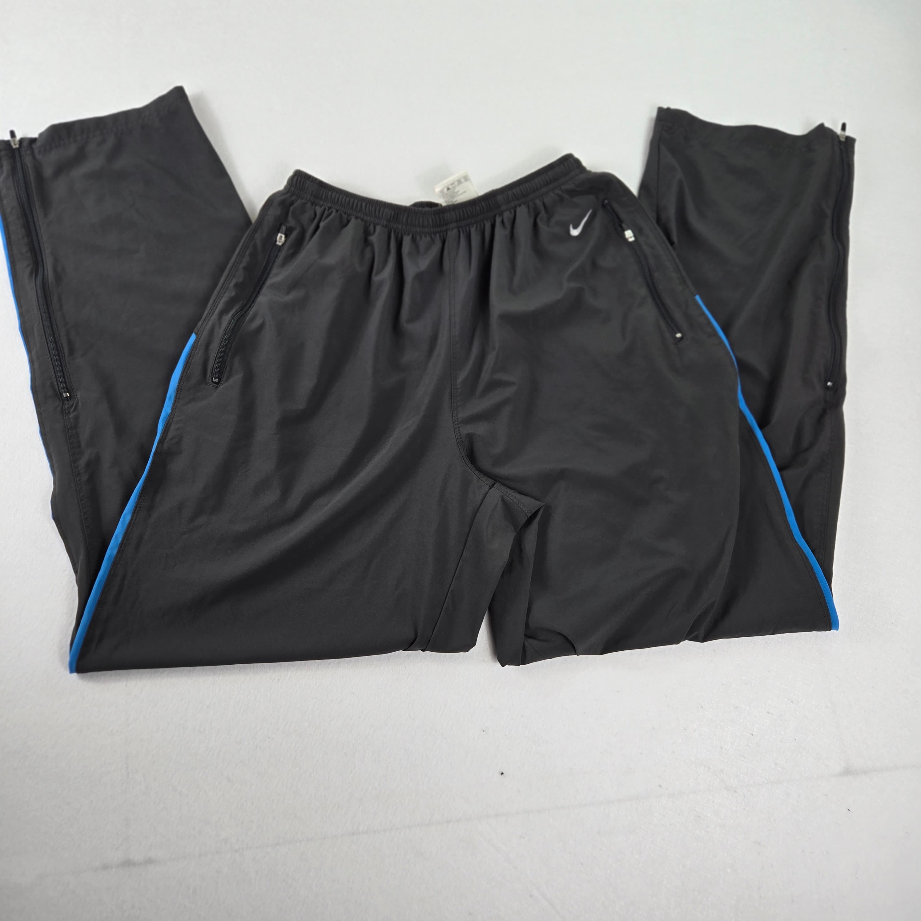 Nike Men's Fit Dry Athletic Shorts Size L - Thumbnail 6