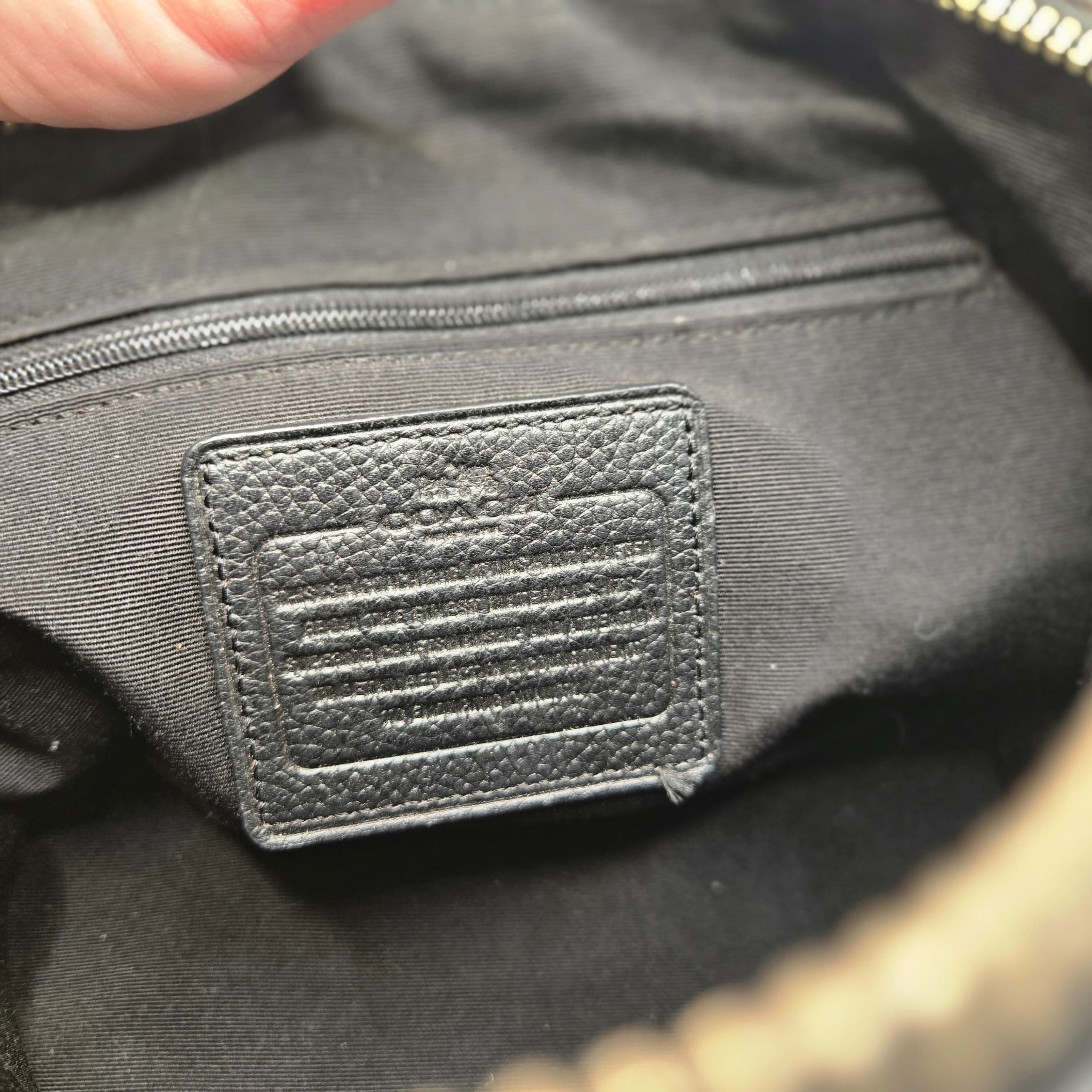 Coach Bennett Mini Satchel, Crossbody pebbled Leather with shoulder strap - Thumbnail 7