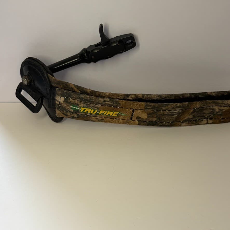 TruFire Wrist Strap Trigger Release Aid / Used Compound Bow Hunting Archery - Thumbnail 3