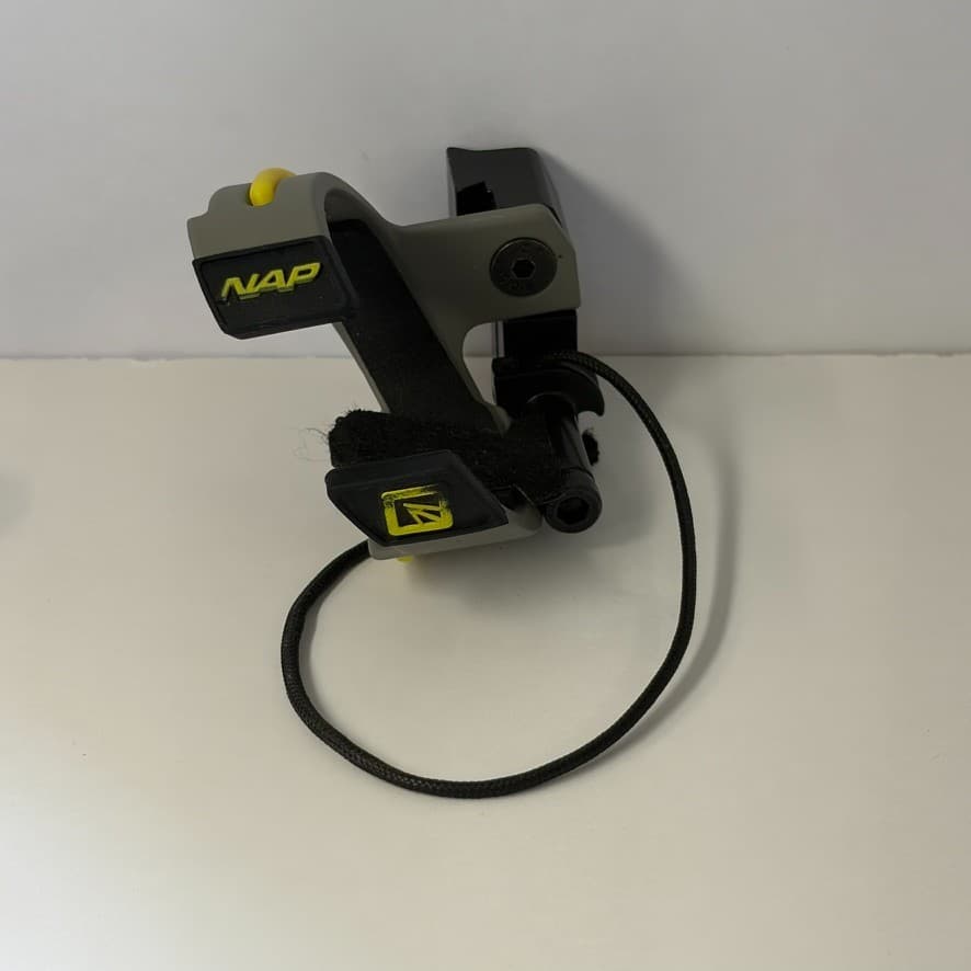 NAP Archery Products Drop Away Arrow Rest Used Compound Bow Hunting - Thumbnail 2