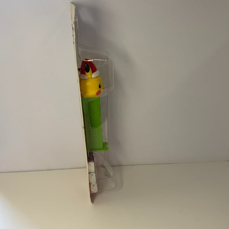 Pokemon PEZ Dispenser Holiday Pikachu Christmas Candy New Sealed Collectible - Thumbnail 3