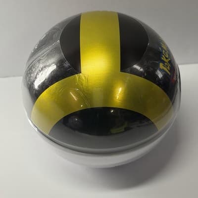 Ultra Ball Poké Ball Tin - Thumbnail 2