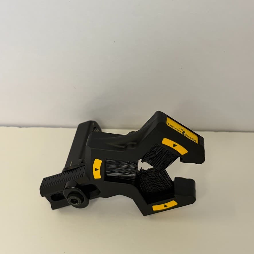 Trophy Ridge Whisker Biscuit Arrow Rest Used Compound Bow Hunting Full Capture - Thumbnail 5