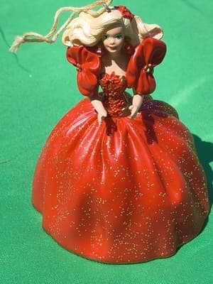 Hallmark Keepsake 1993 Holiday Barbie Christmas Ornament QX572-5 - Thumbnail 4