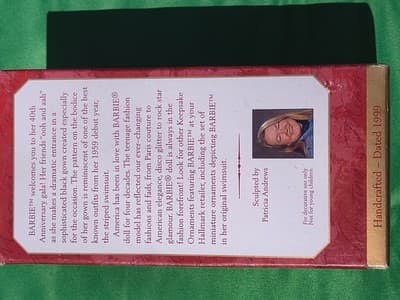 Hallmark Keepsake 40th Anniversary Barbie Christmas Ornament Handcrafted 1999 - Thumbnail 2