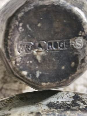 Wm. A. Rogers Silver Plated Salt & Pepper Shakers Set, Round, 2 Pieces - Thumbnail 2