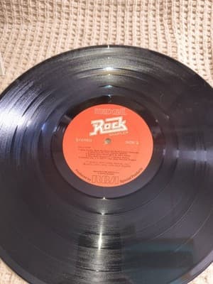 Maxell Rock Sampler LP Vinyl RCA Records Rock Compilation 12" 33 RPM Stereo - Thumbnail 2