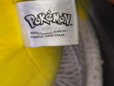 Pikachu Pokémon Plush - Thumbnail 2