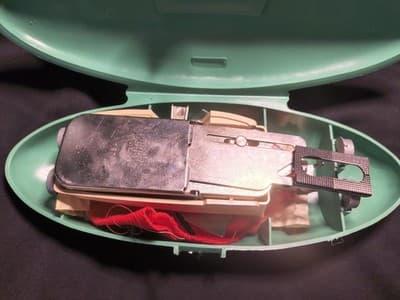 SINGER Buttonholer Attachment 489500 489510 with Case & Instructions