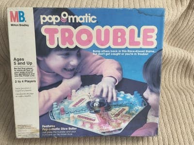 Milton Bradley Trouble Pop-o-matic Board Game Ages 5+ 2-4 Players Strategy - Thumbnail 2