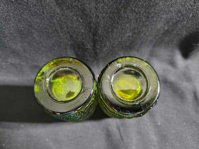 Green Glass Metal Salt & Pepper Shakers Round Decorative Glossy Set of 2 - Thumbnail 4