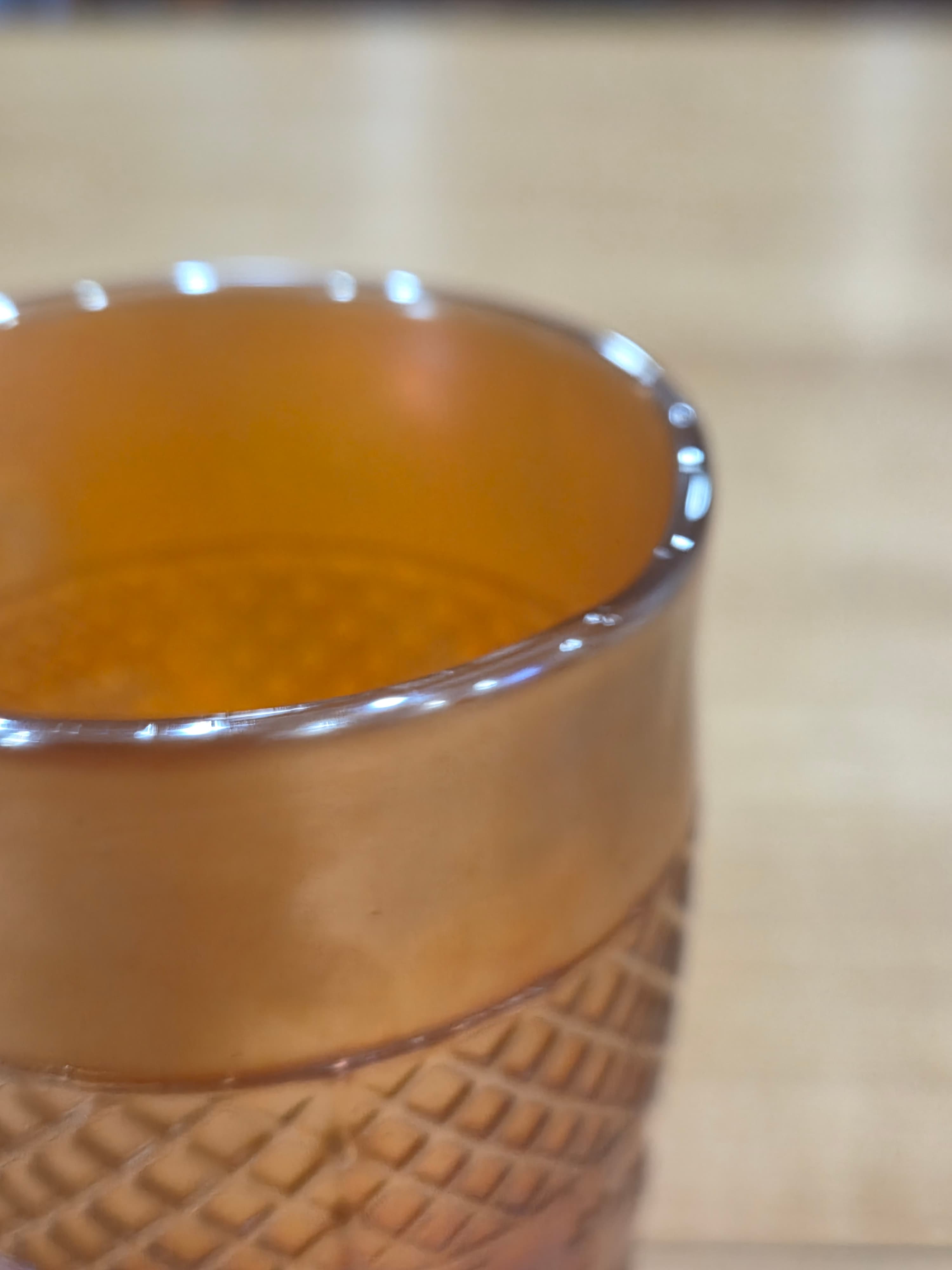 Antique Dugan Marigold Carnival Glass Lattice and Daisy Tumbler - Thumbnail 2