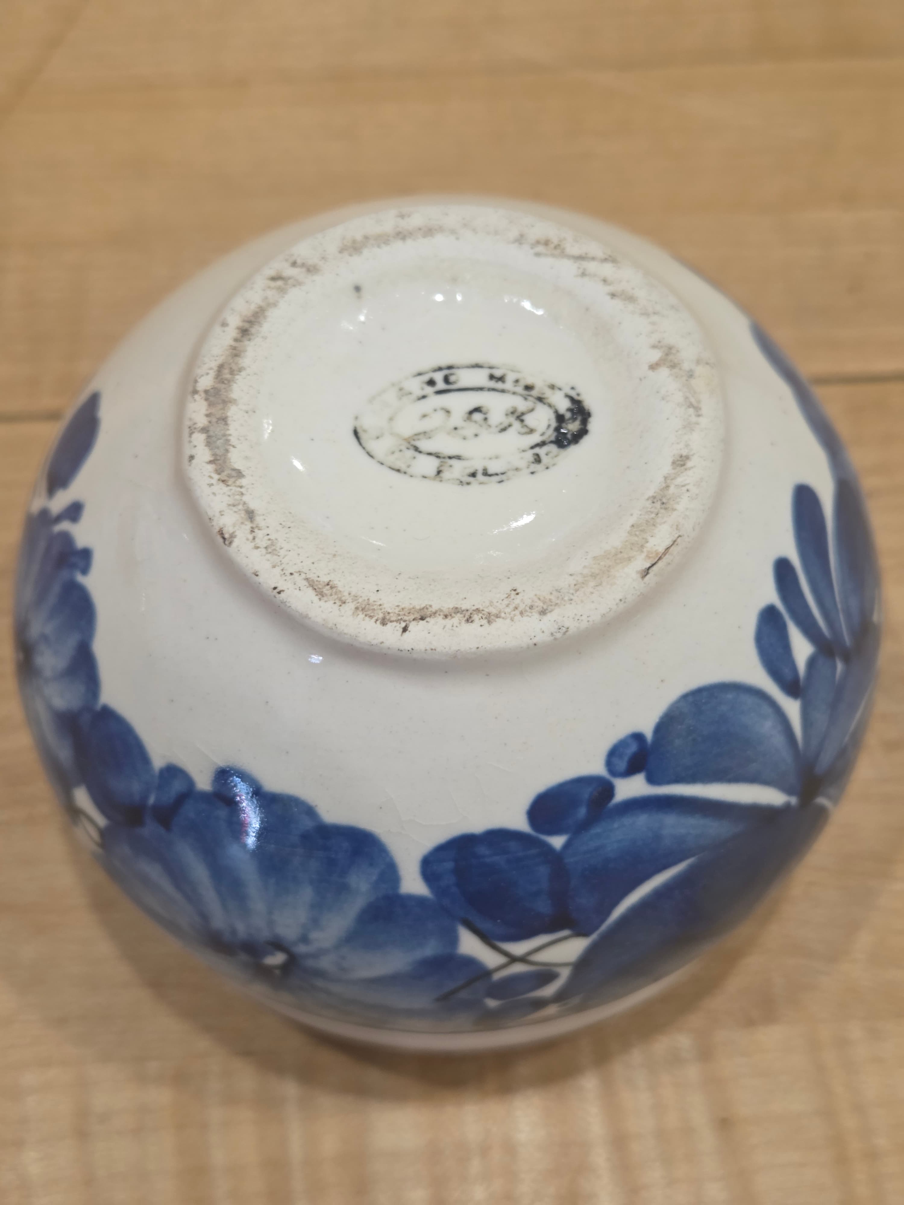Vintage Wloclawek Fajans Polish Pottery Hand Painted Floral Small Bowl - Thumbnail 3