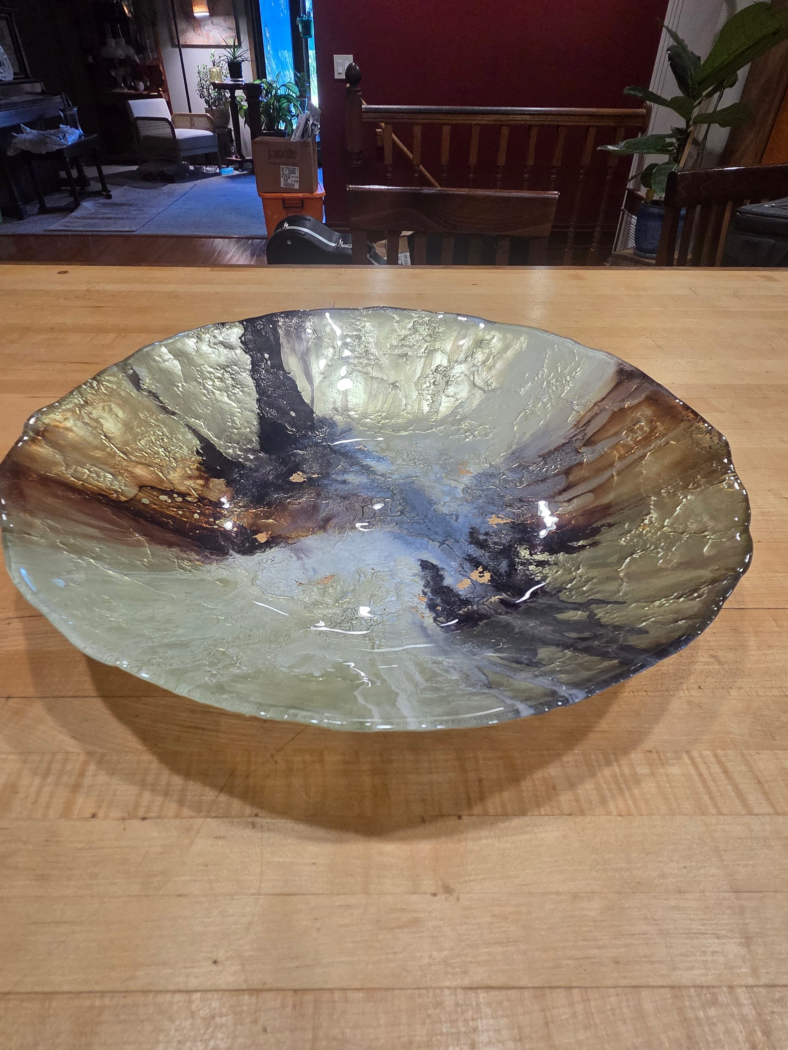 Tozai Home Two's Company Nuit d'Or Gold and Black Art Glass Platter Bowl - Thumbnail 4