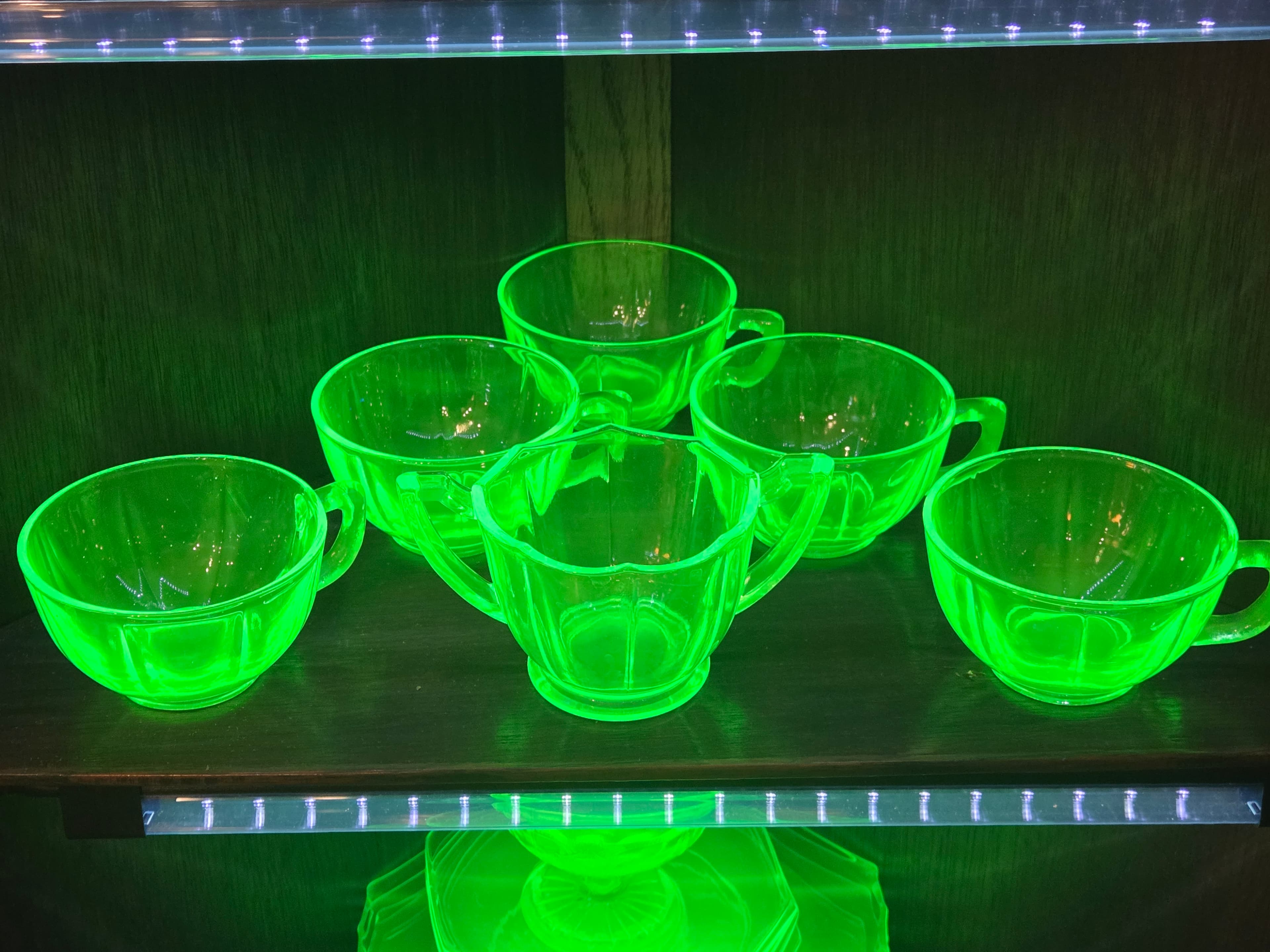Vintage Jeannette Ultramarine Swirl Uranium Glass 6 Piece Cup and Sugar Set