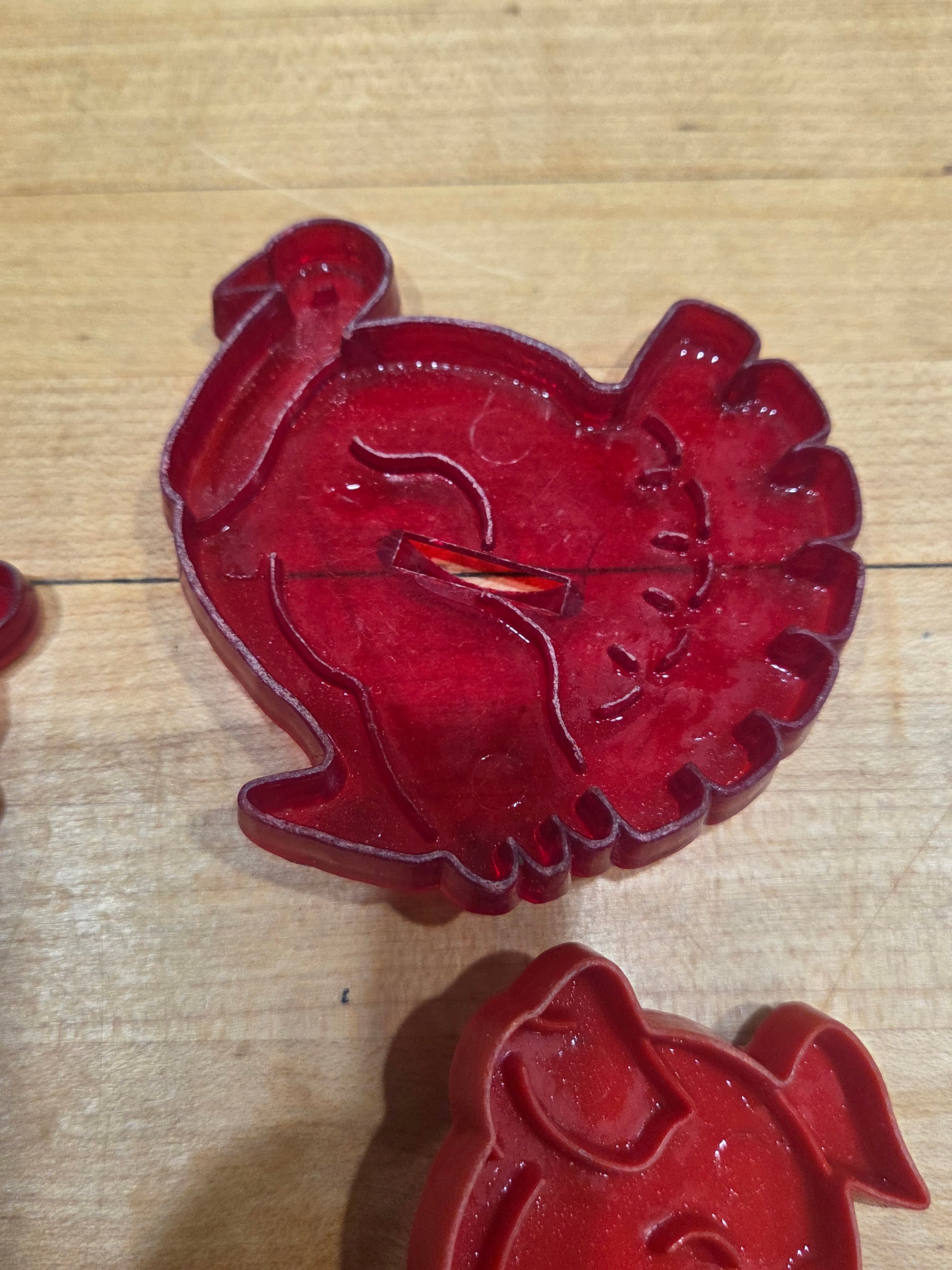 Vintage HRM Red Plastic Cookie Cutters Porky Pig House Bell Turkey Set of 4 - Thumbnail 3