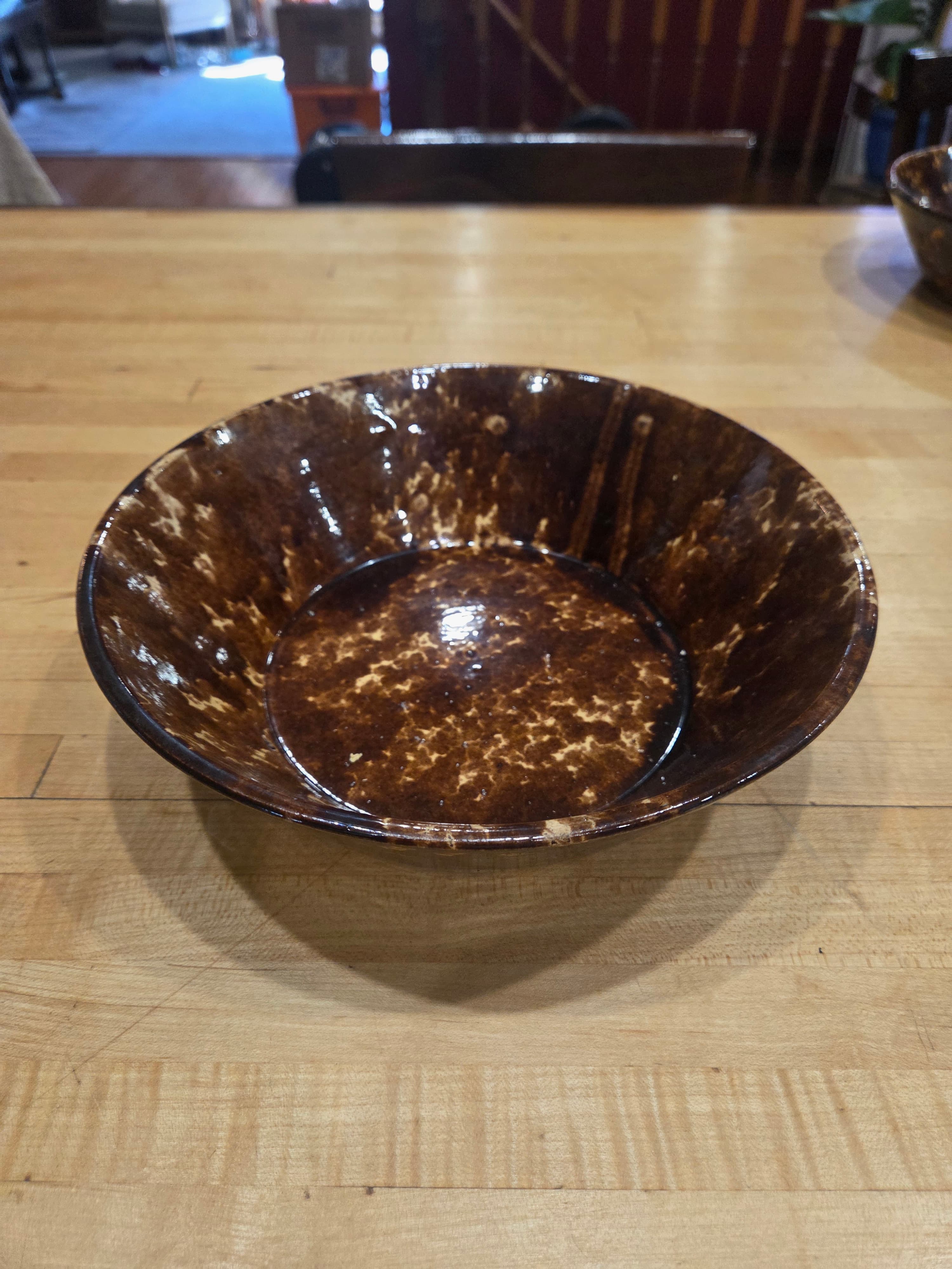 Antique 19th Century Rockingham Glaze Sunburst Ribbed Yellow Ware Bowl 9 Inch - Thumbnail 3
