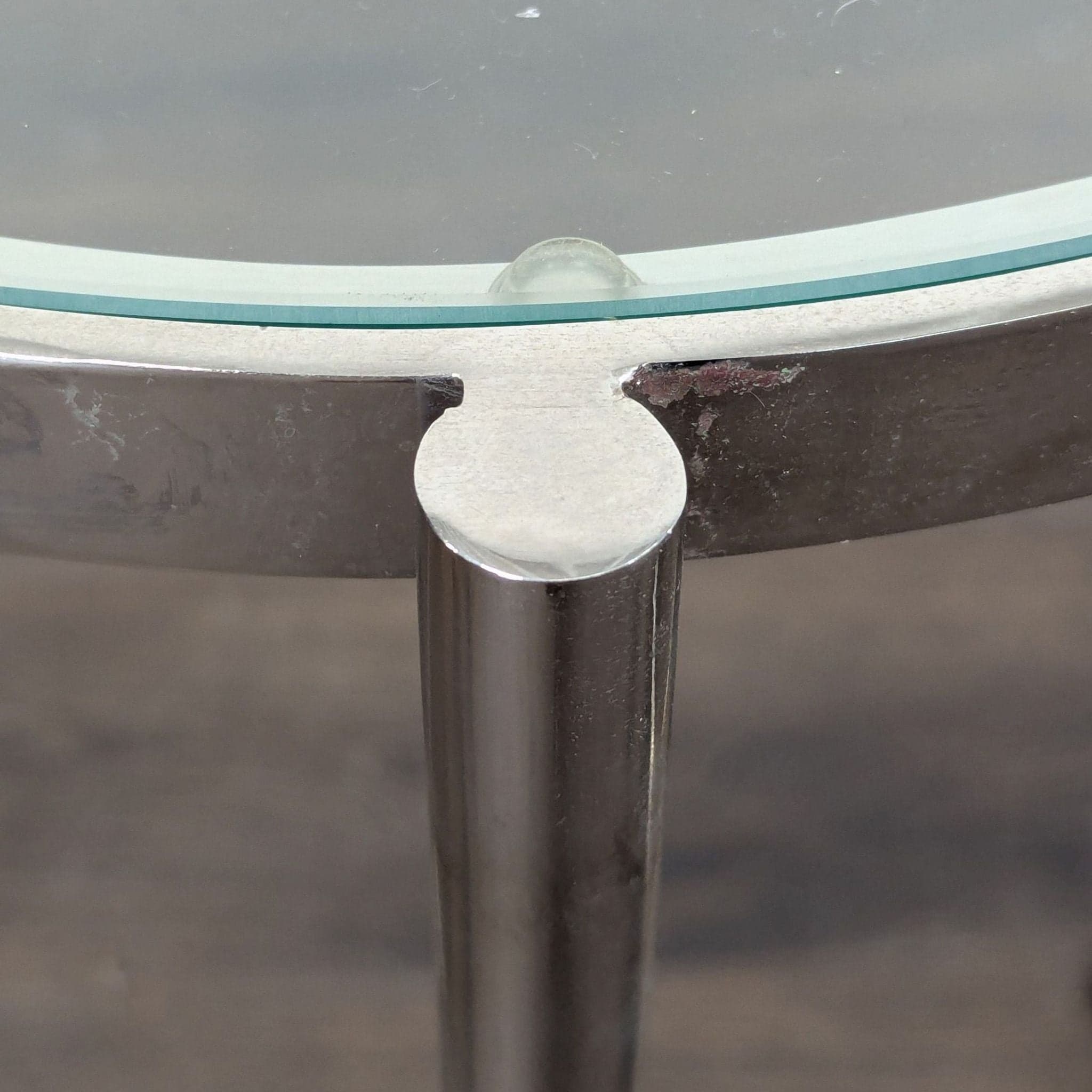 Pair of Chrome & Glass Nesting Tables - Thumbnail 5