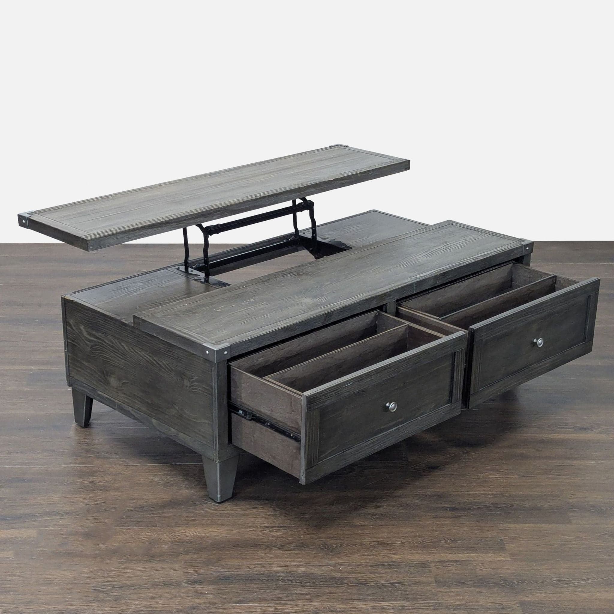Ashley Furniture Todoe Lift-Top Coffee Table - Thumbnail 2