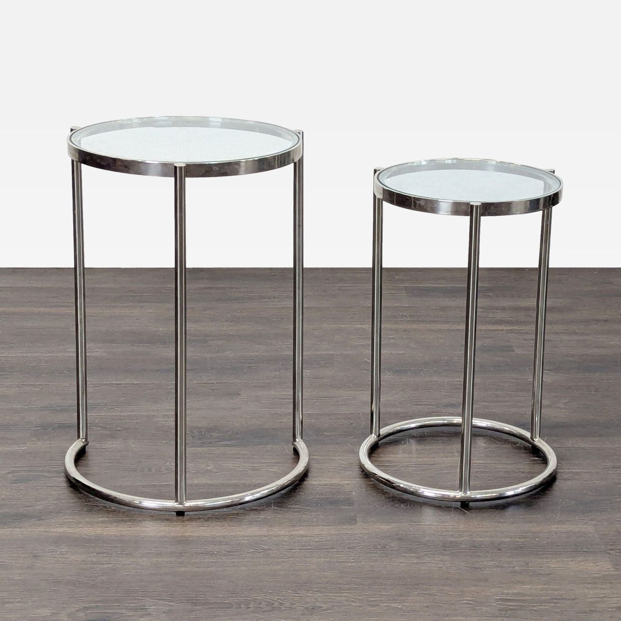 Pair of Chrome & Glass Nesting Tables - Thumbnail 7