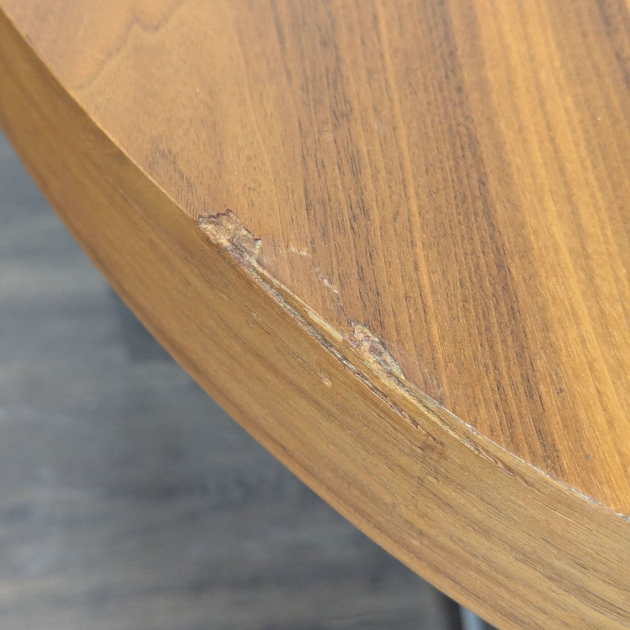 Benjara Tini Console Table - Thumbnail 6