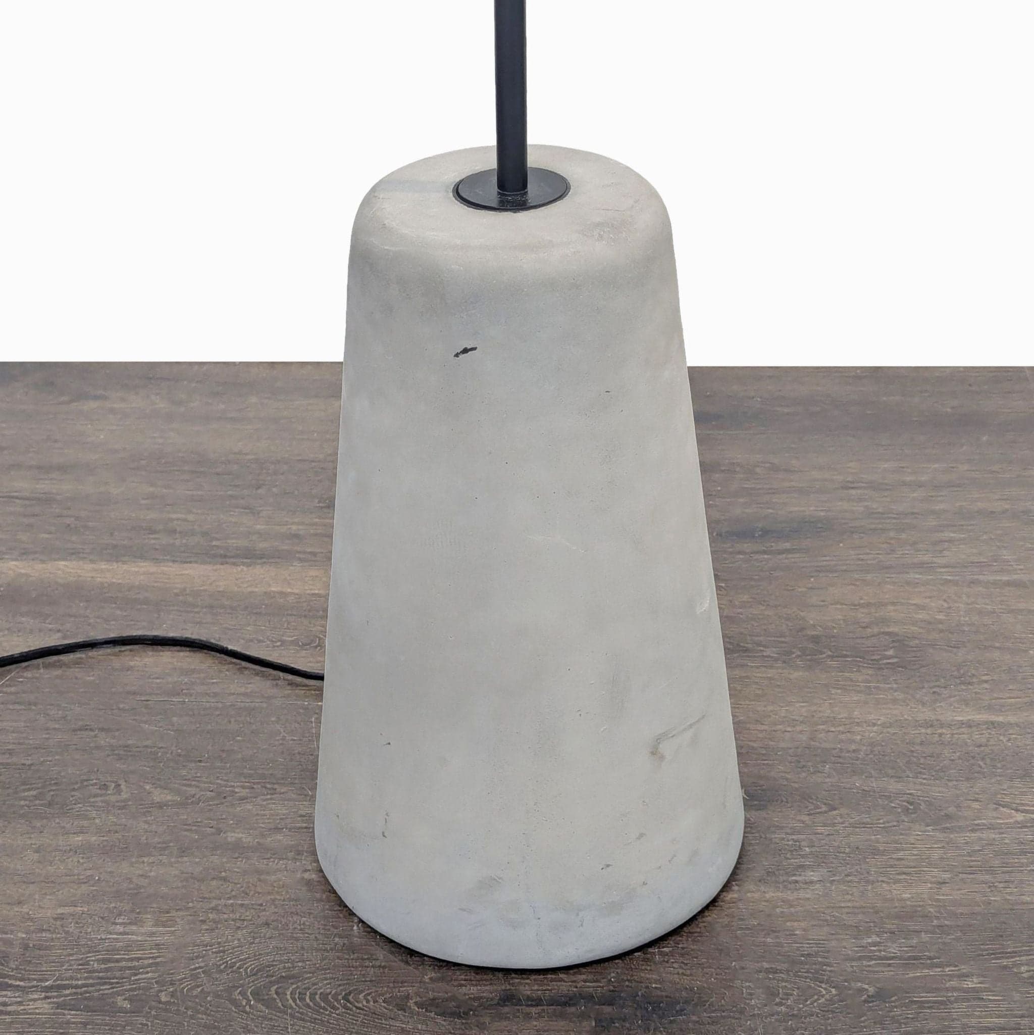EQ3 Modern Black Floor Lamp with Concrete Base - Thumbnail 6
