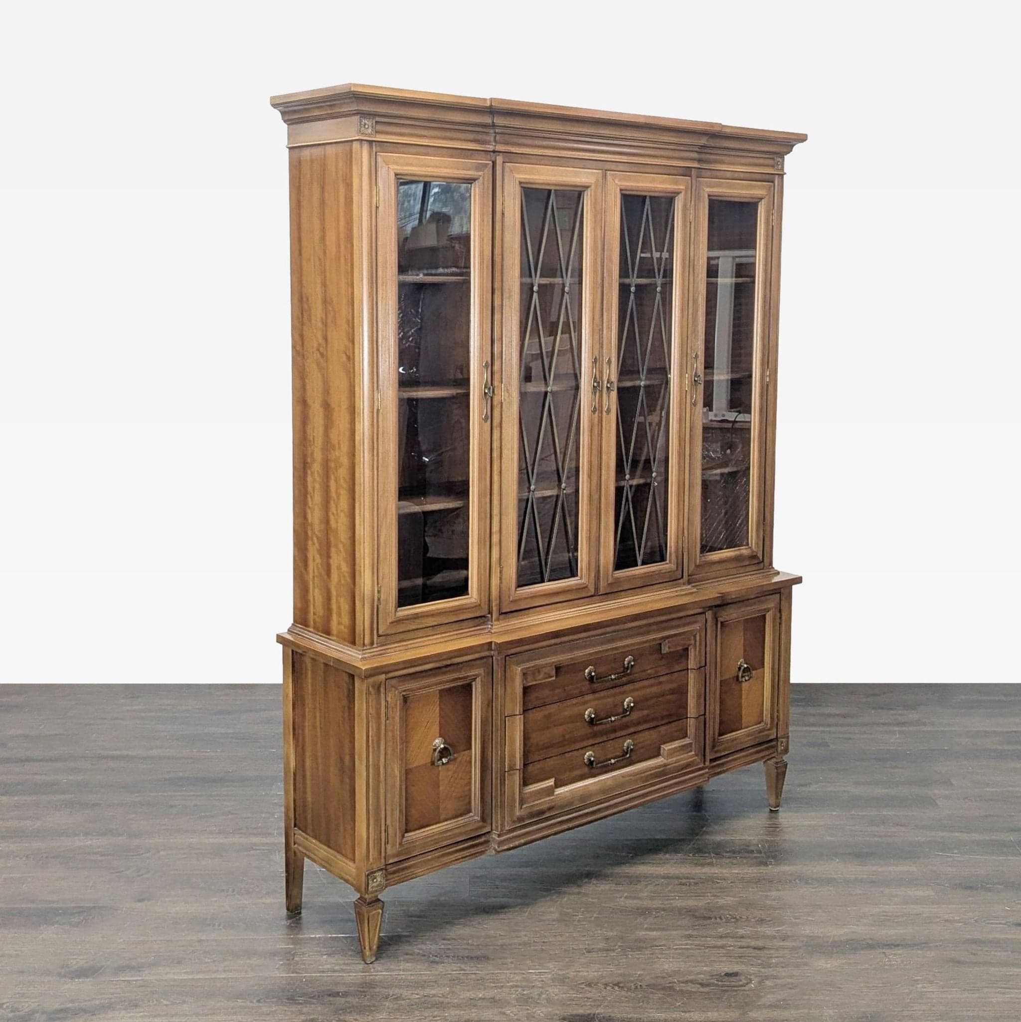 Mid-Century Thomasville Milano Collection Hutch - Thumbnail 10