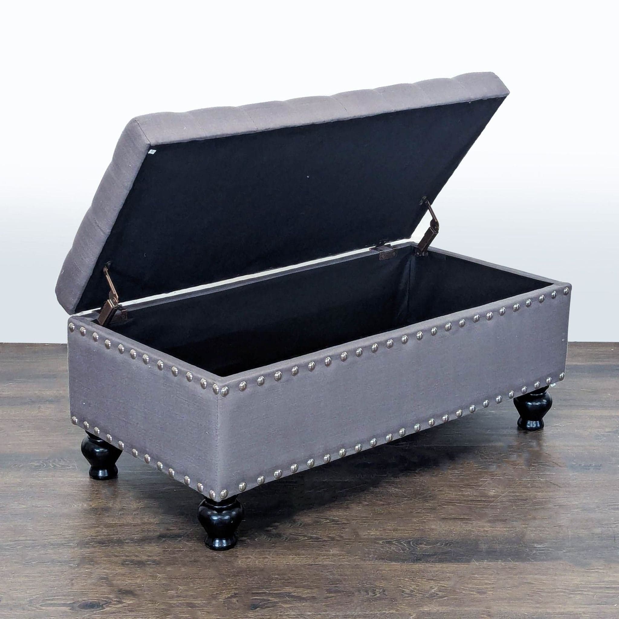 Marshall's Tufted Storage Bench - Thumbnail 6