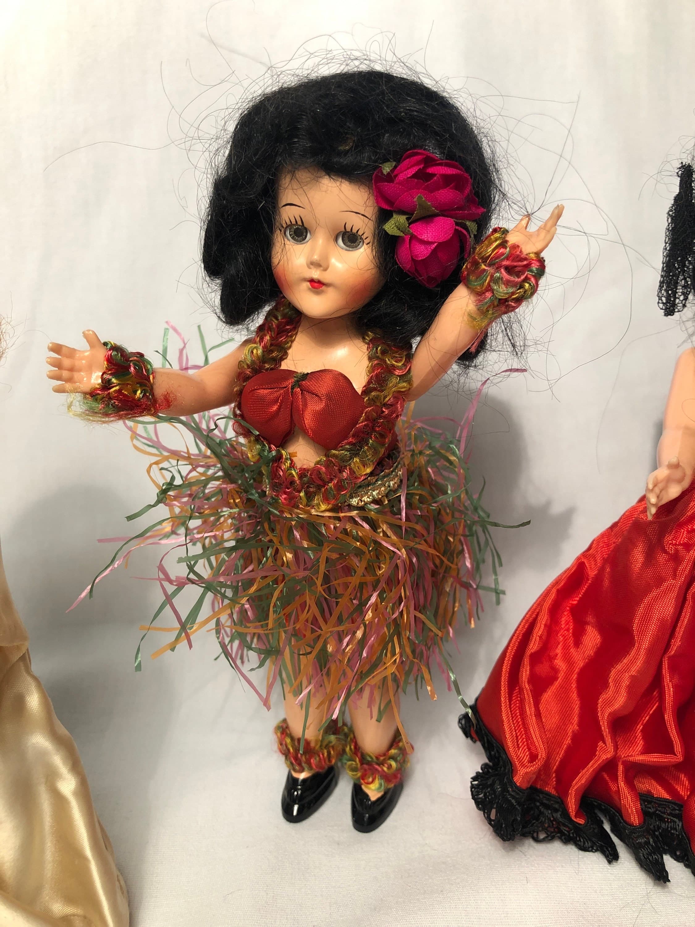 Lot of 3 Vintage Plastic Molded Dolls with movable eyes and limbs - Thumbnail 3