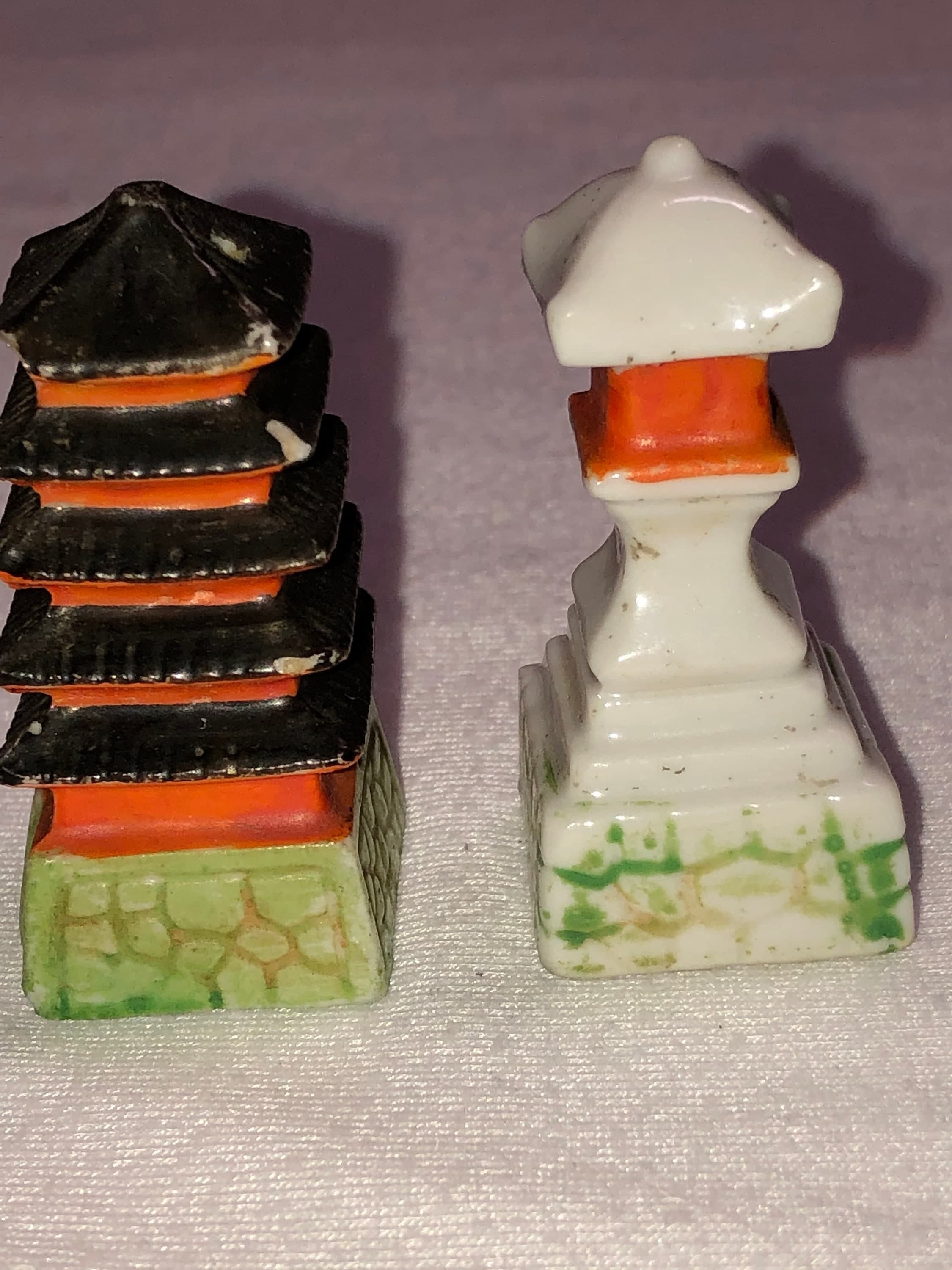 Ancient Japanese Pagoda Shakers - Thumbnail 7