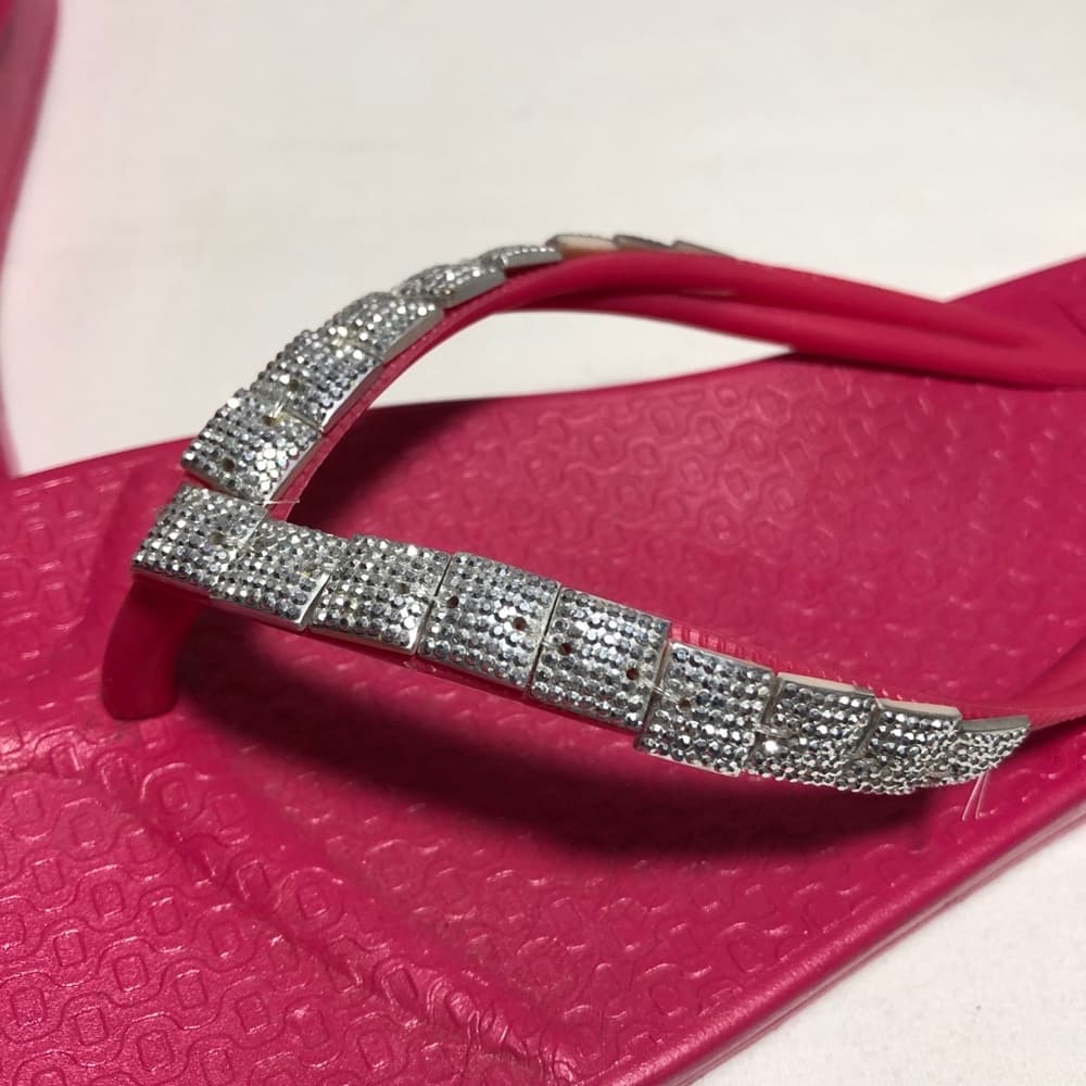 Sparkling flip flops NWOT - Thumbnail 3