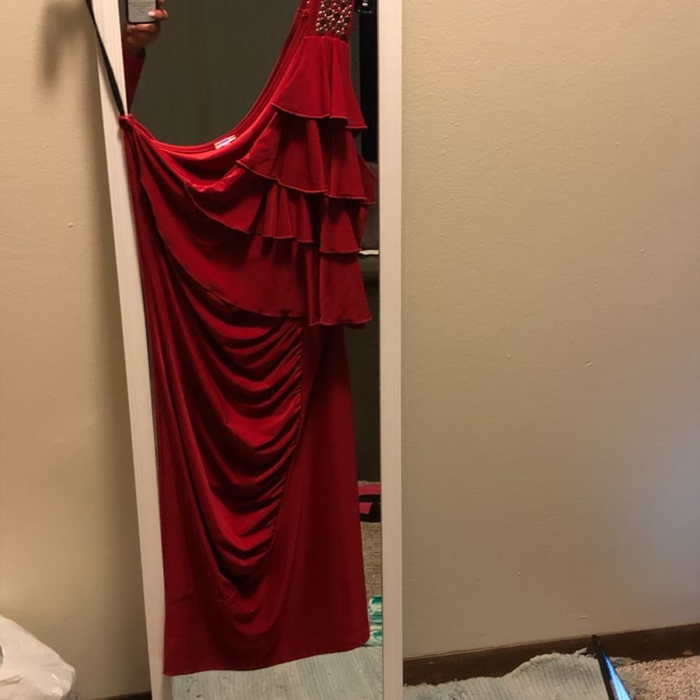 Little red cocktail dress - Thumbnail 4