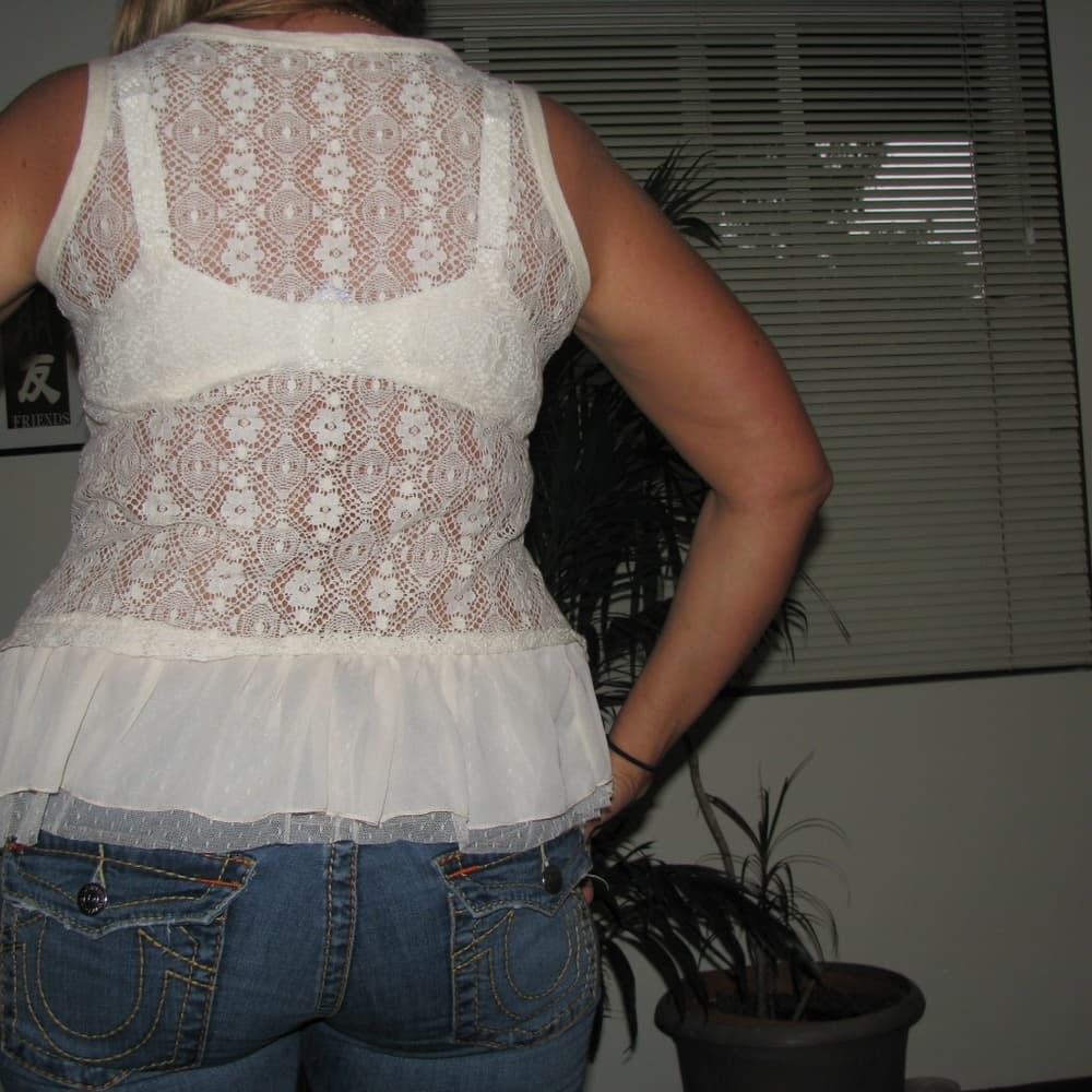 Lace sleeveless Top - Thumbnail 2