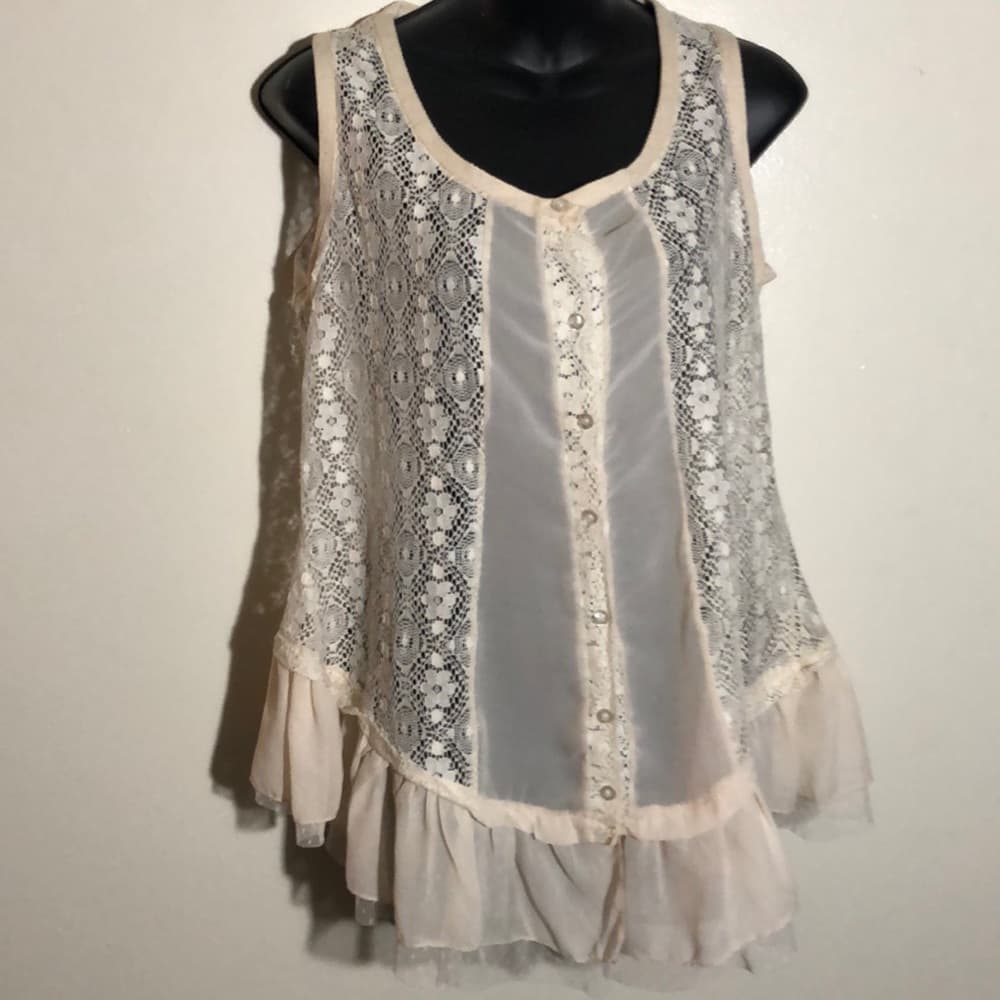 Lace sleeveless Top - Thumbnail 3
