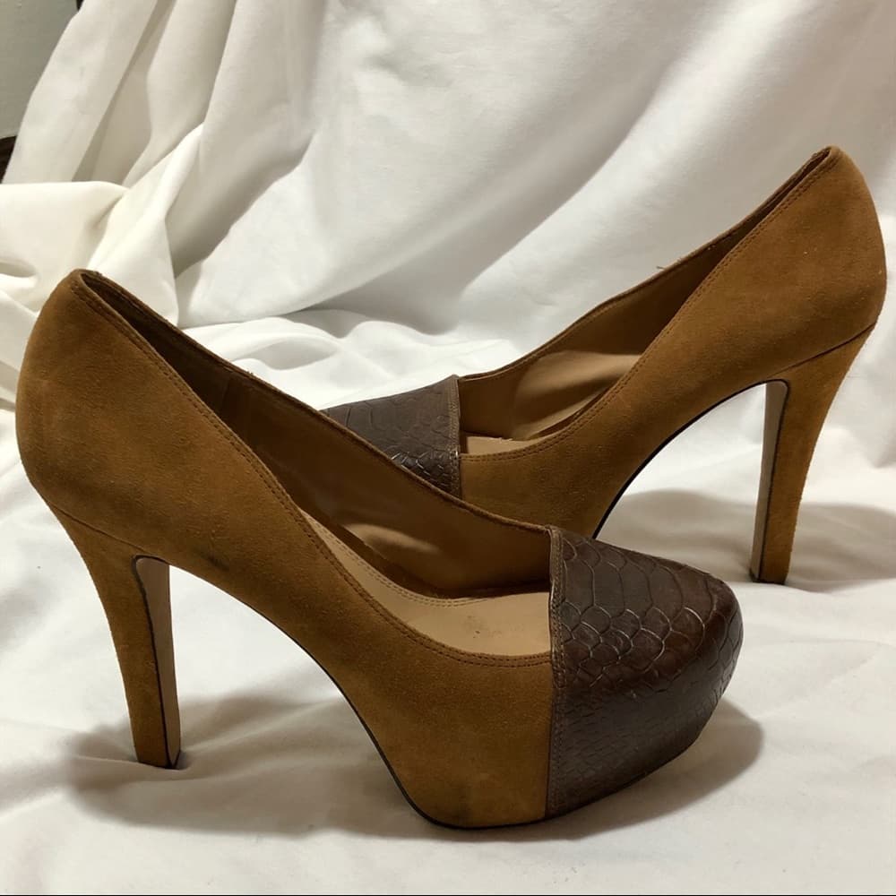 Jessica Simpson Eliseu Suede Platform Pumps - Thumbnail 2