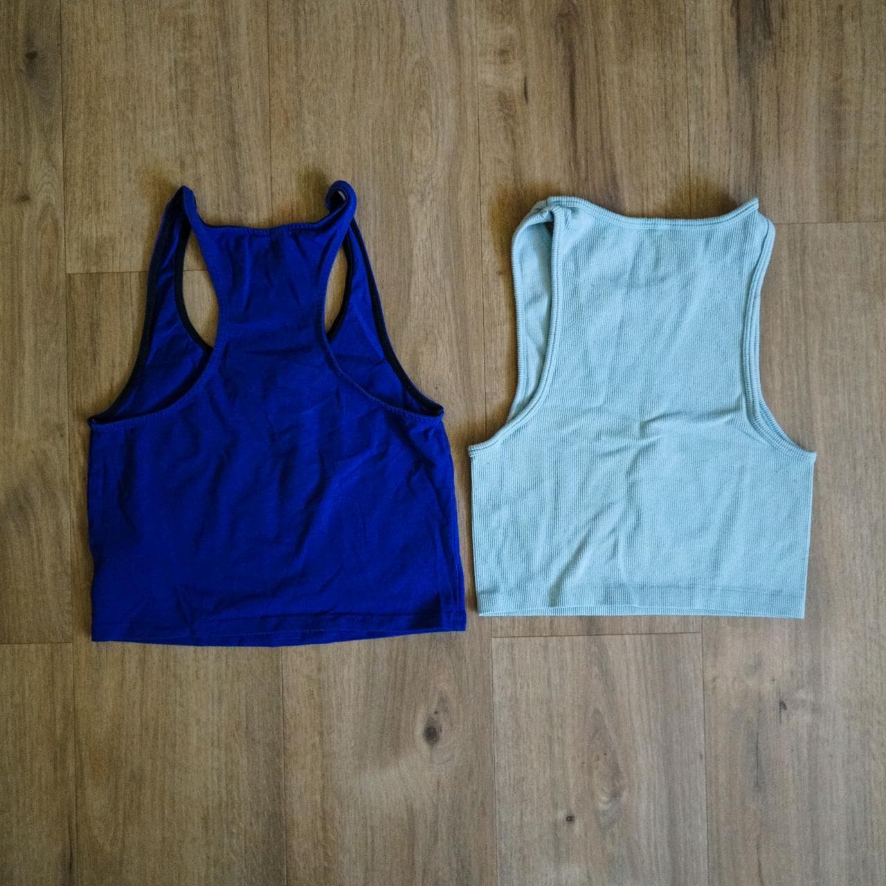 2 pack of blue crop tops from #H&M. Women's sizes small and medium. #summer - Thumbnail 4