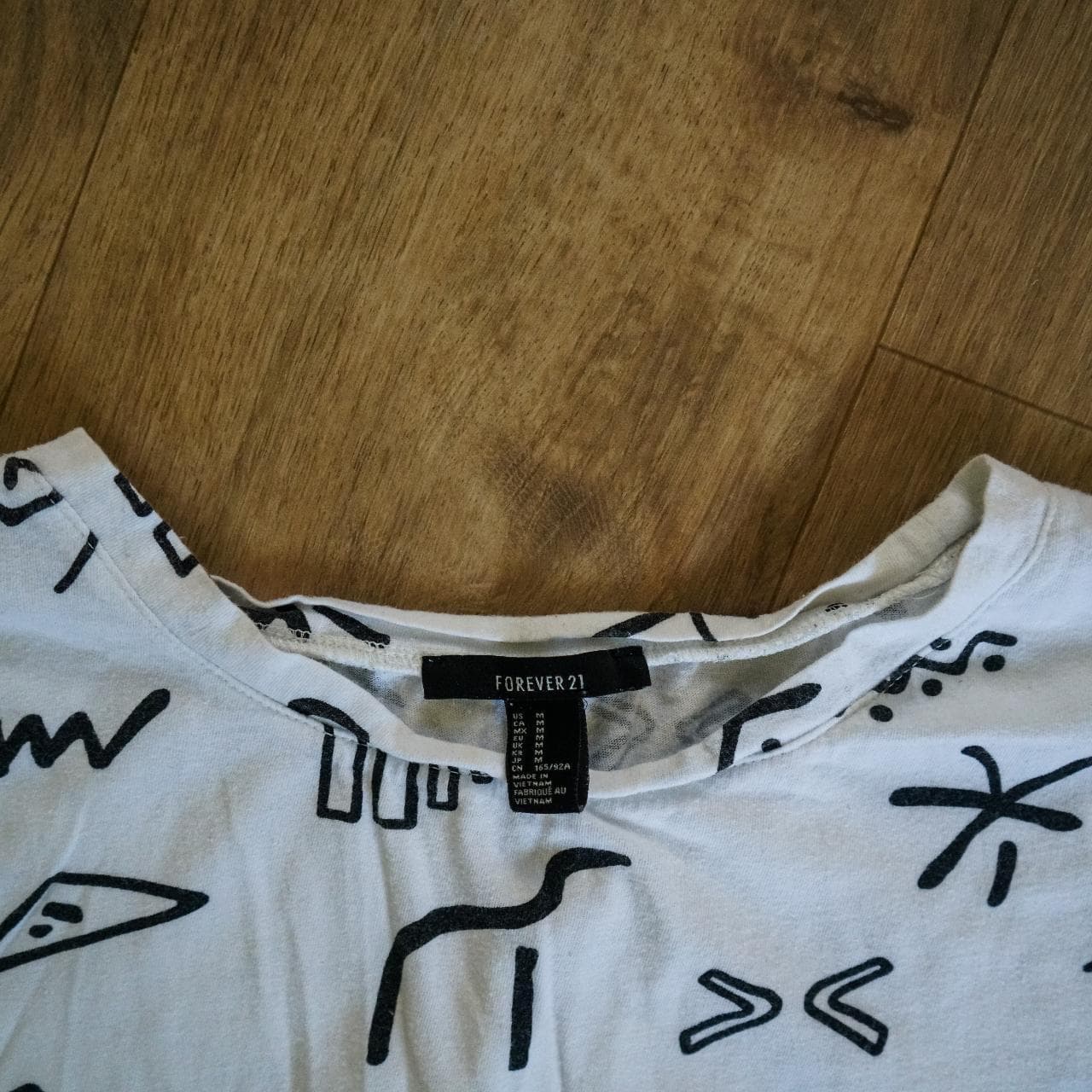 Set of two crop tops in black and white. Both size medium. One by Nordstrom BP and one by Forever 21 🐄 - Thumbnail 4