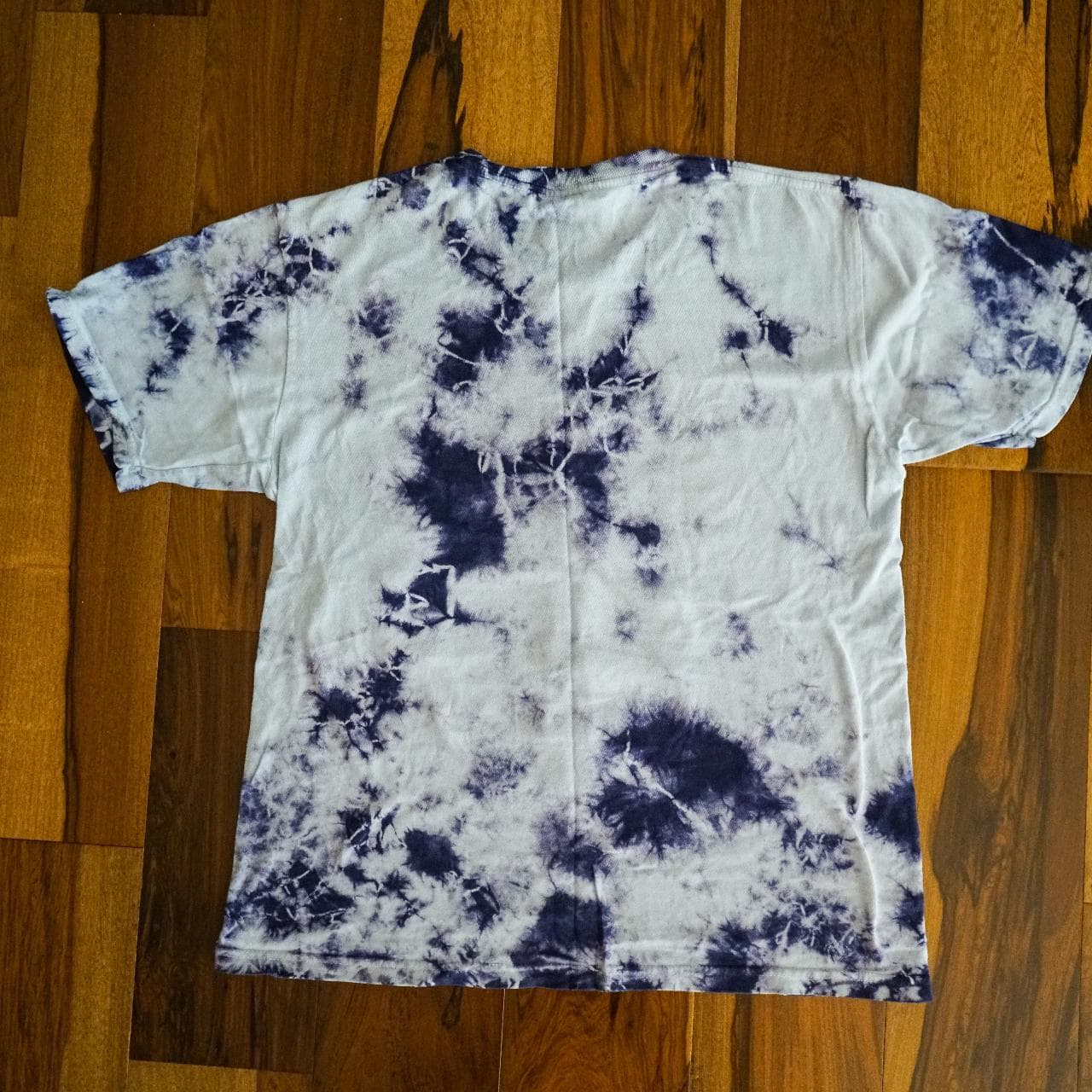 #Stussy #tiedye tee in navy and columbia blue. Size small 🥶 Graphic on front. - Thumbnail 4
