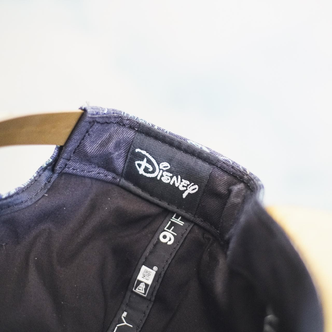 NWOT tags: Adjustable denim #NewEra hat. Features denim and rose print all-over with gold logo accents and a gold brim. - Thumbnail 3